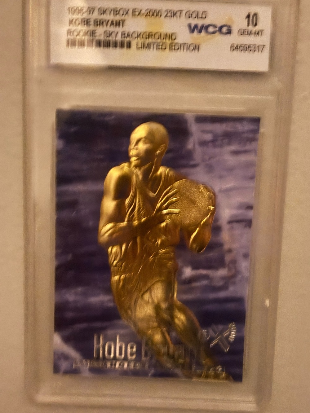 Kobe Bryant 1996-97 Skybox EX-2000 23KT Gold Rookie Card
10 GEM MINT (rare) - Picture 3 of 5